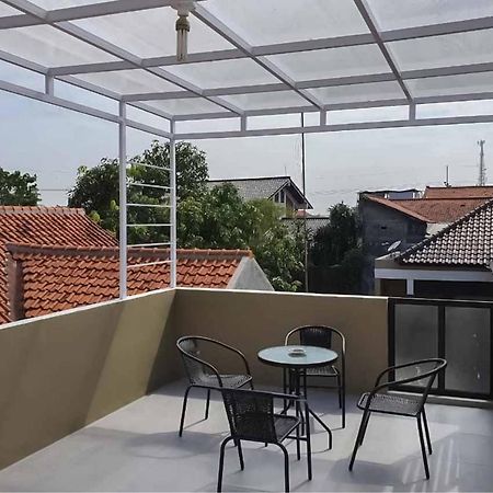 Jatiwangi Syariah Guest House Mitra Reddoorz Majalengka Kültér fotó